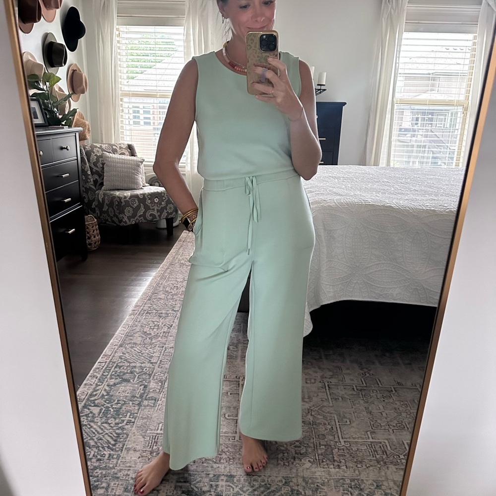 Mint Green Sleeveless Jumpsuit